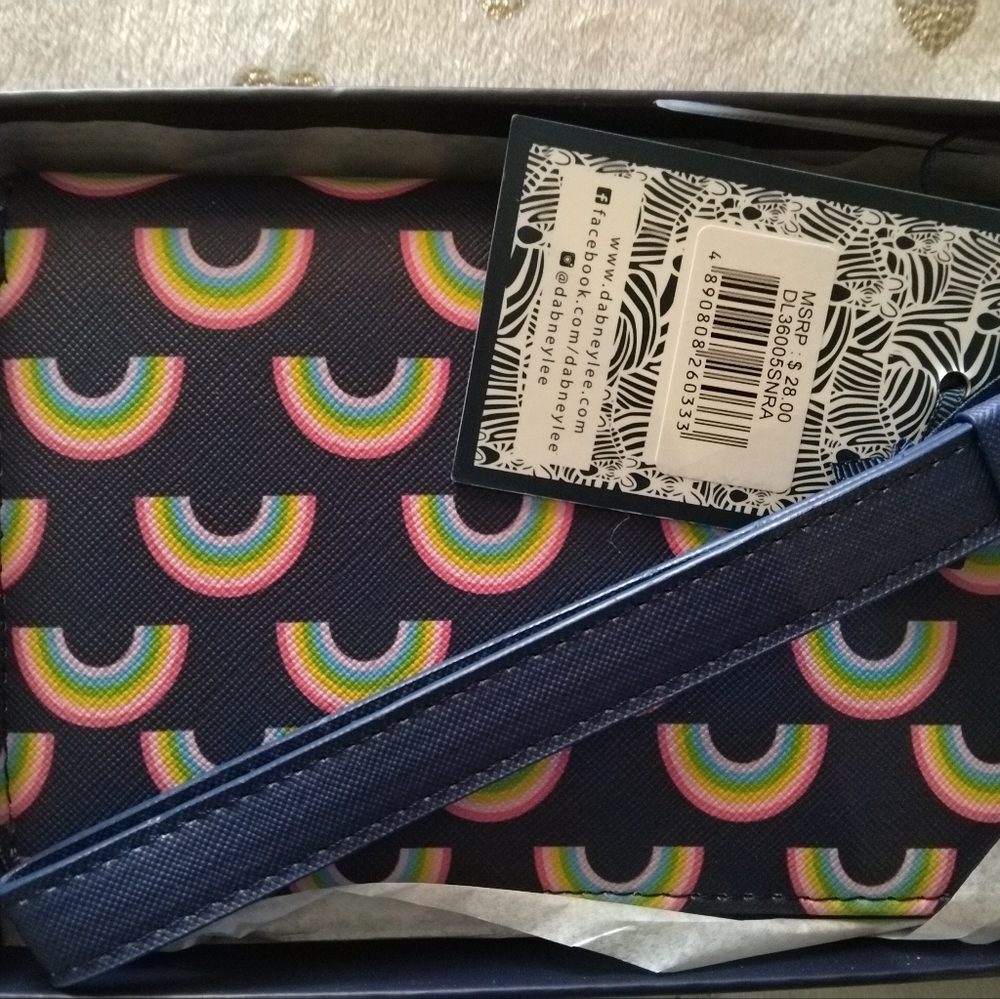 *NWT* Dabney Lee Women's Wristlet Wallet - Picture 2 of 8